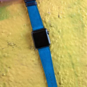 cinturino-per-apple-watch-in-pelle-scamosciata-azzurro